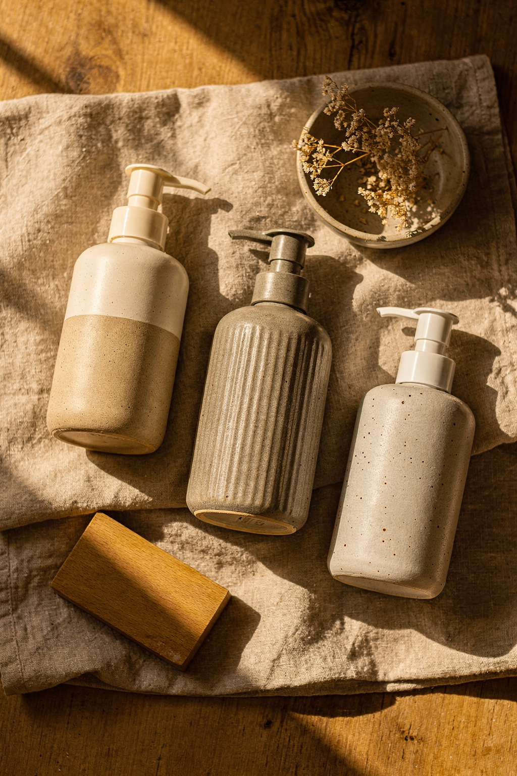 5 Ceramic Soap Dispensers That Elevate Your Bathroom Into a Spa-Like Retreat
