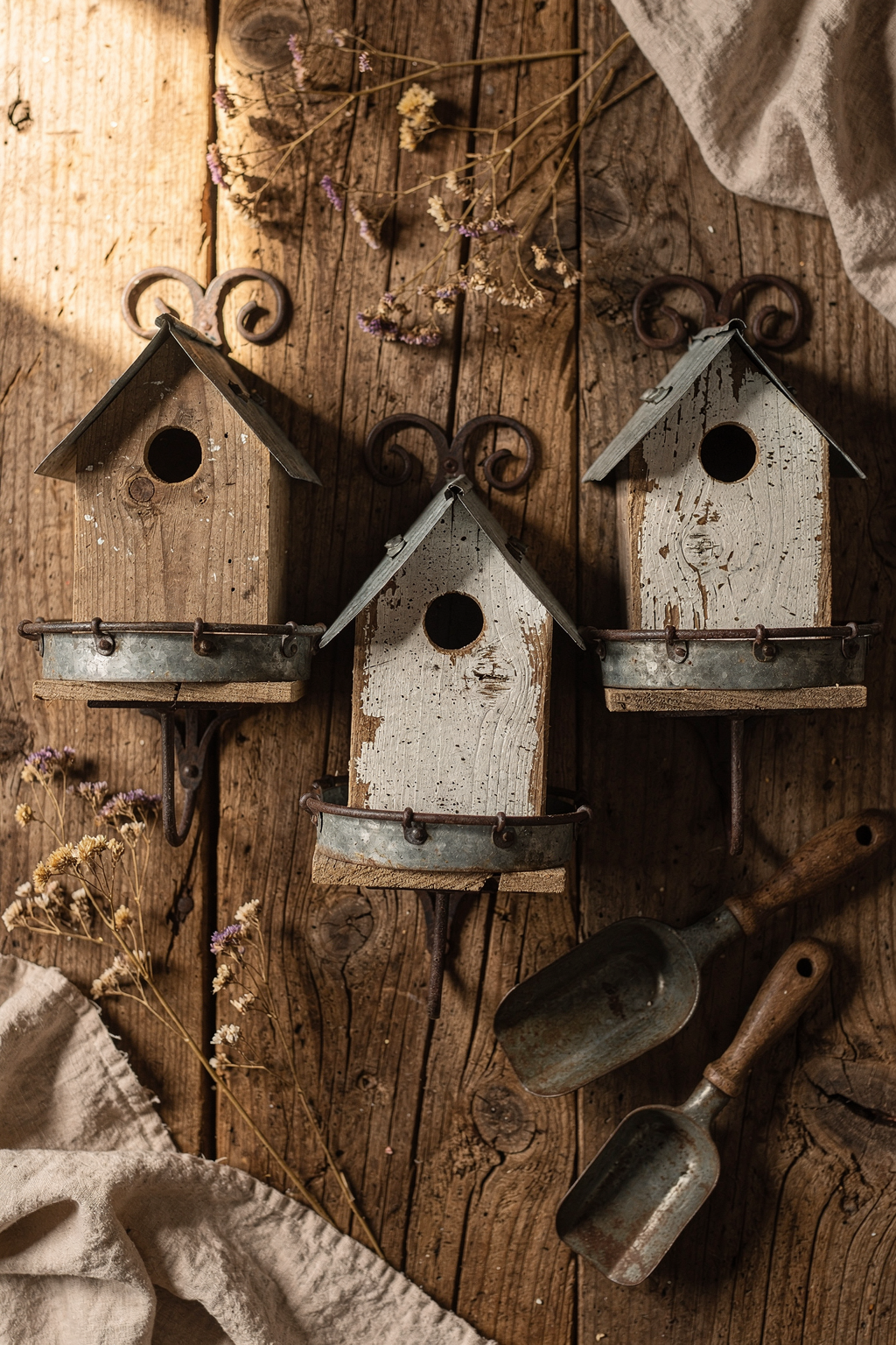 Attract More Birds: 5 Rustic Farmhouse Feeders That Blend Into Your Garden ($13–$35)