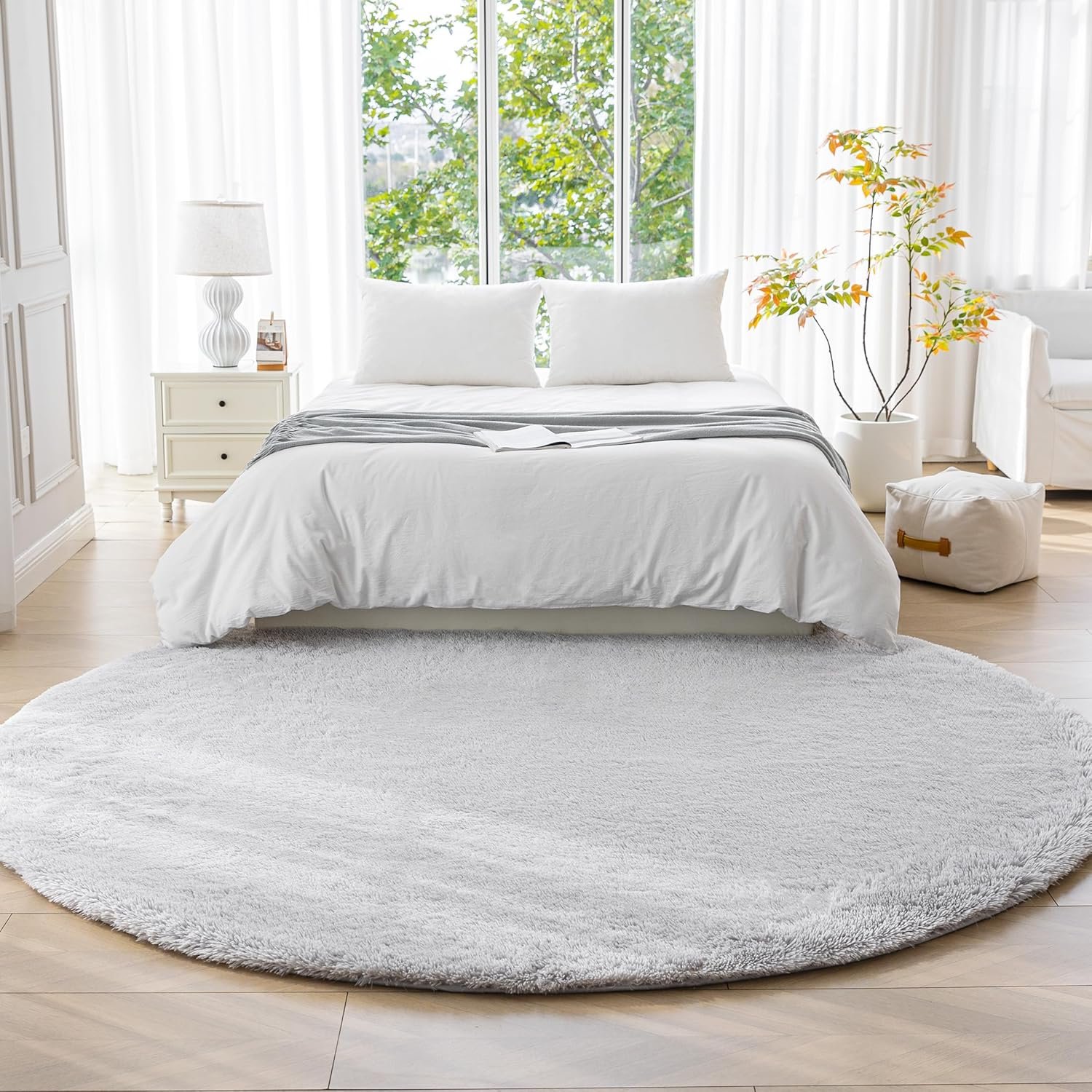 Amazon Basics Fluffy Washable Round Area Rug, Circle Shaggy Carpet for Living Room, Bedroom, Nursery, 5'R, Gray
