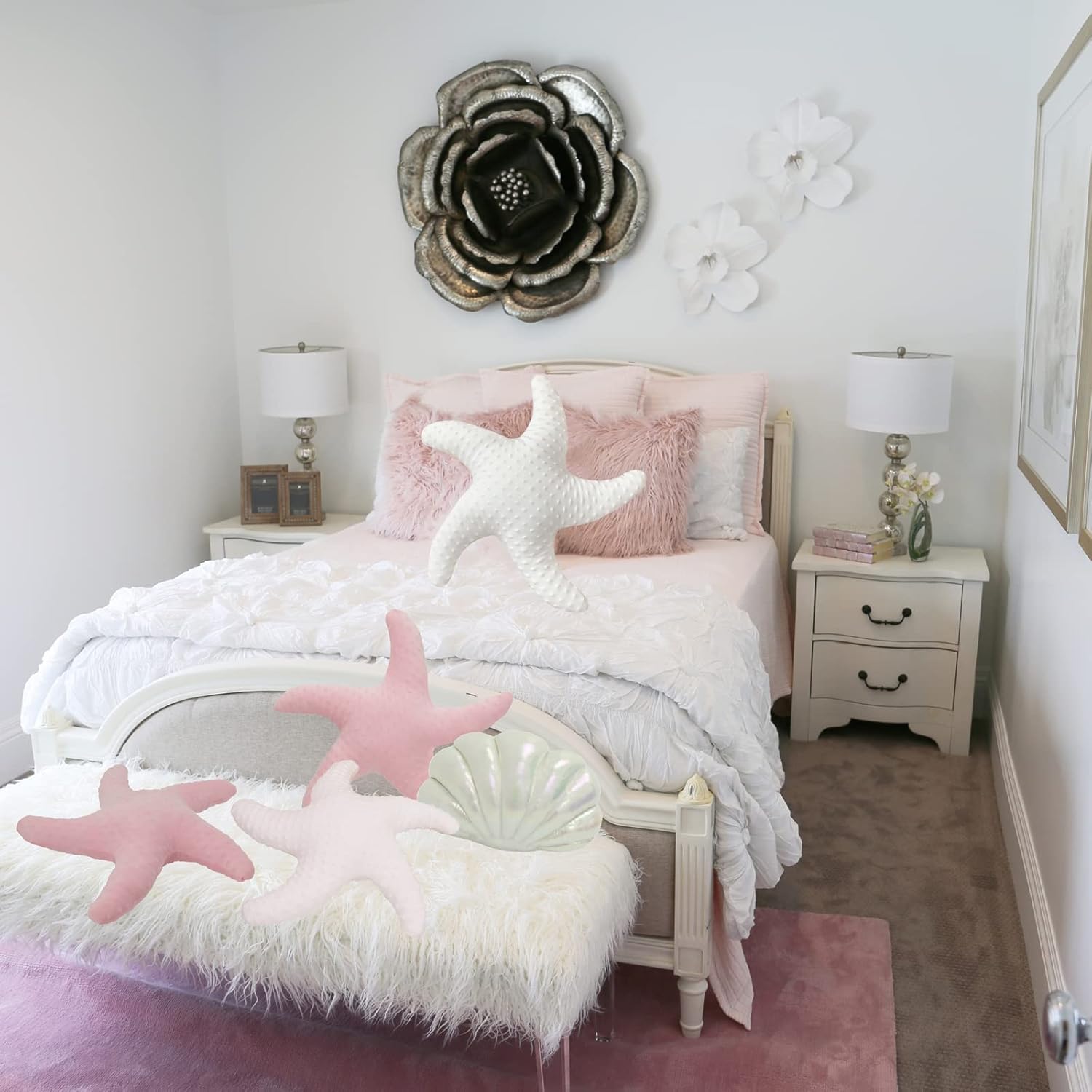Coastal Accent Pillows That Transform Any Living Room Into a Seaside Retreat