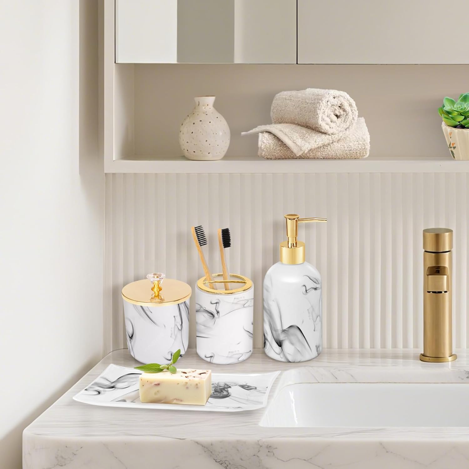 Elevate Your Bathroom: 5 Gold Soap Dispensers That Feel Like Spa Luxury