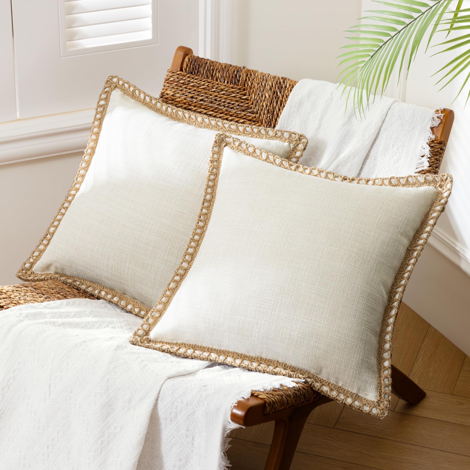 Layer Farmhouse Coziness: Rustic Accent Pillows That Ground Your Living Room