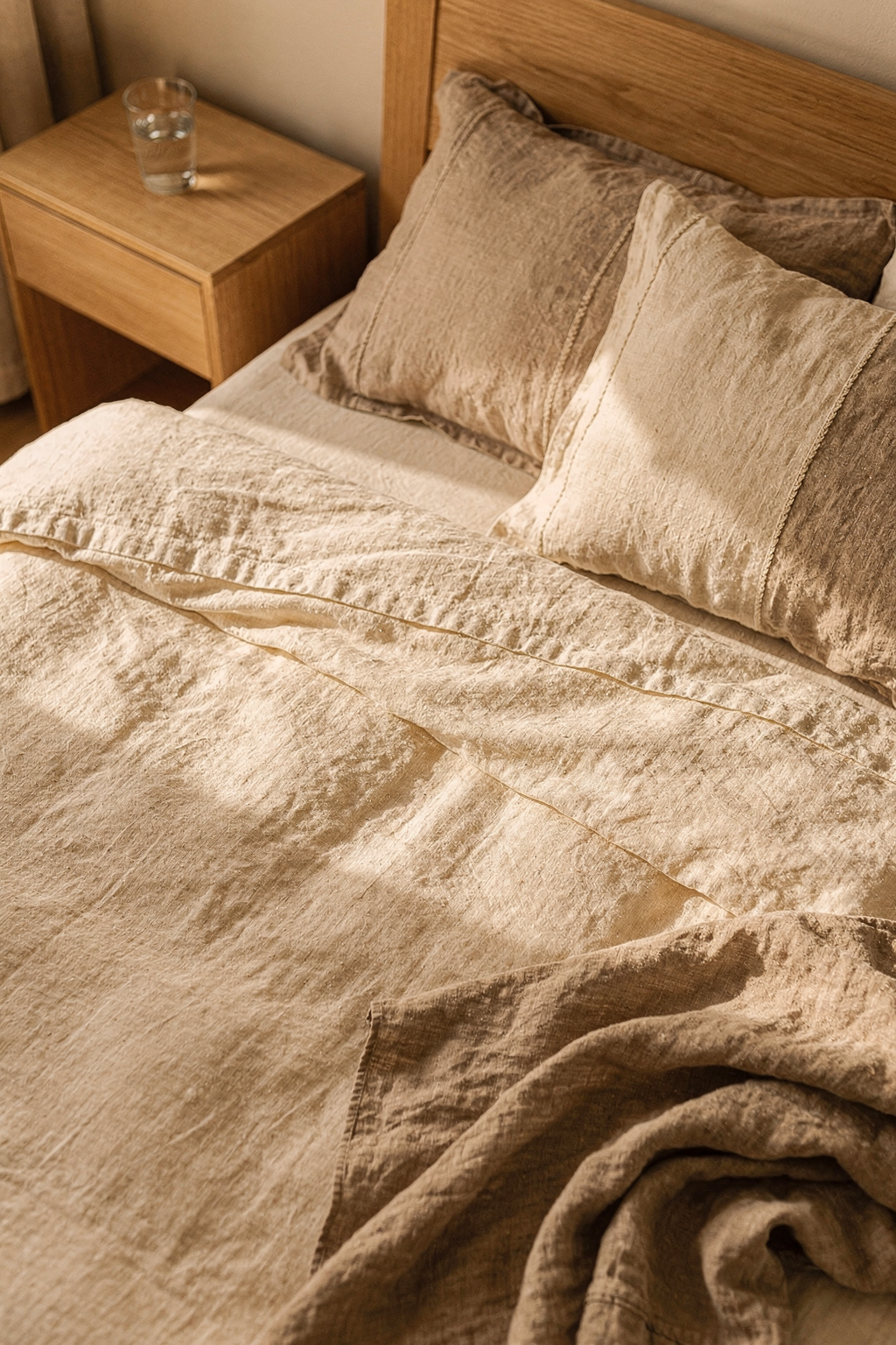 Upgrade Your Sleep: Linen Bedding Sets That Feel Like a Luxury Retreat
