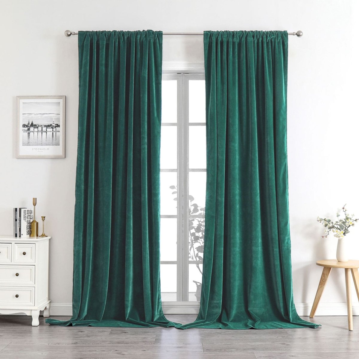 Velvet Curtains: The Soft Luxury Window Treatment That Brings Warmth to Any Room